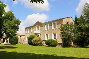 Superbe Château et son Gîte de Château de l'Estang à Saint Emilion